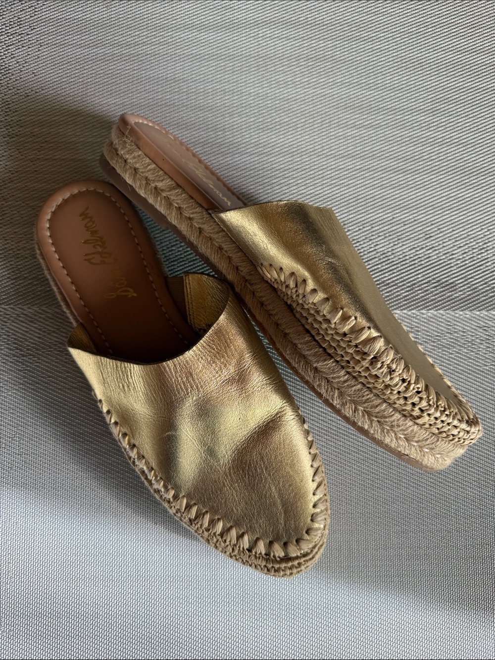 Sam Edelman “Kerry” metallic-gold leather espadrille mule slides, women’s size